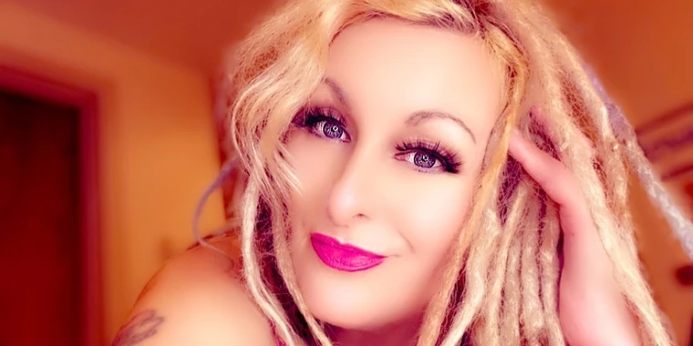 creator header picture