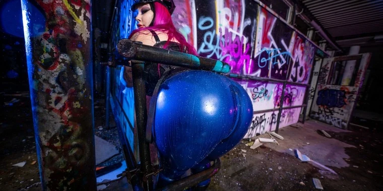 creator header picture