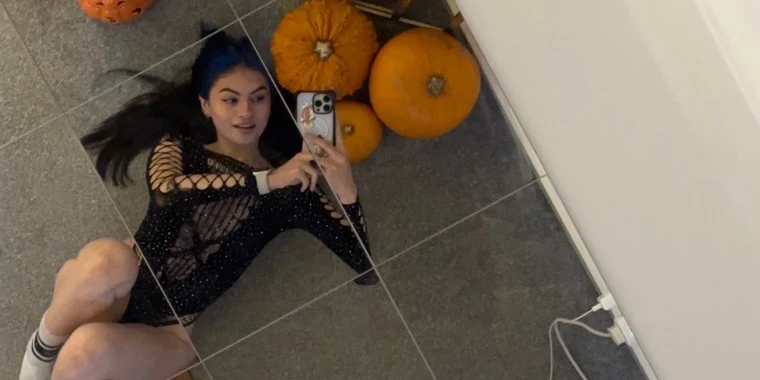 creator header picture