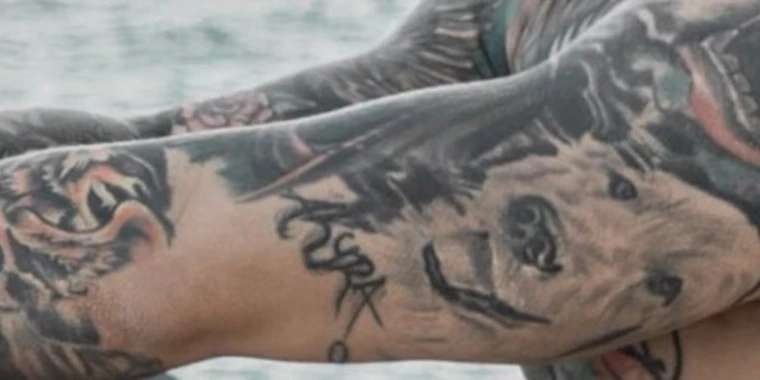 creator header picture