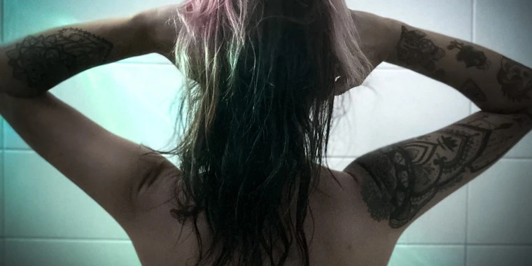 creator header picture