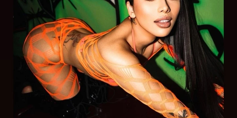 creator header picture