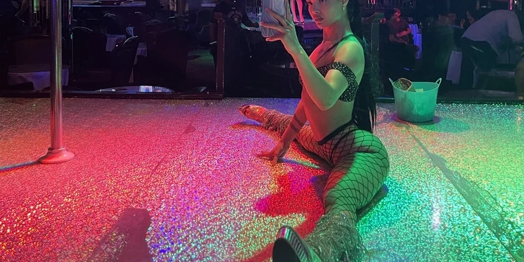 creator header picture