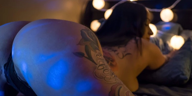 creator header picture