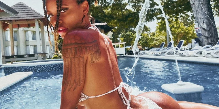 creator header picture