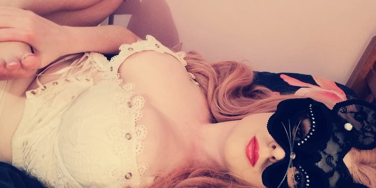 creator header picture
