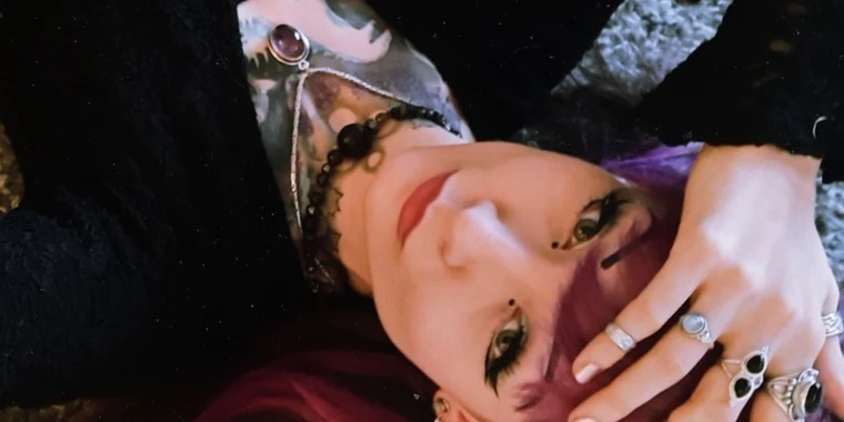 creator header picture