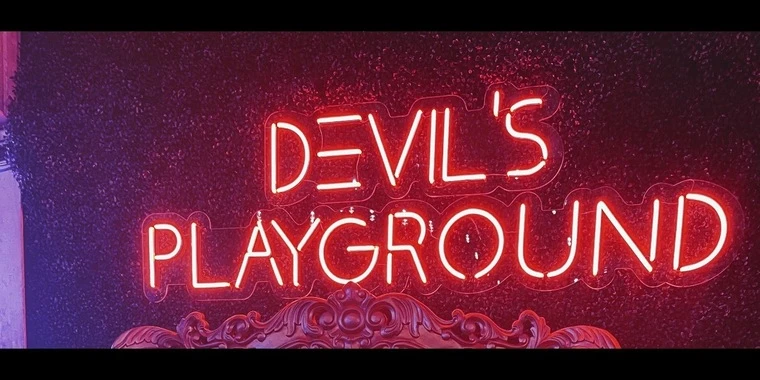 creator header picture