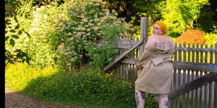 creator header picture