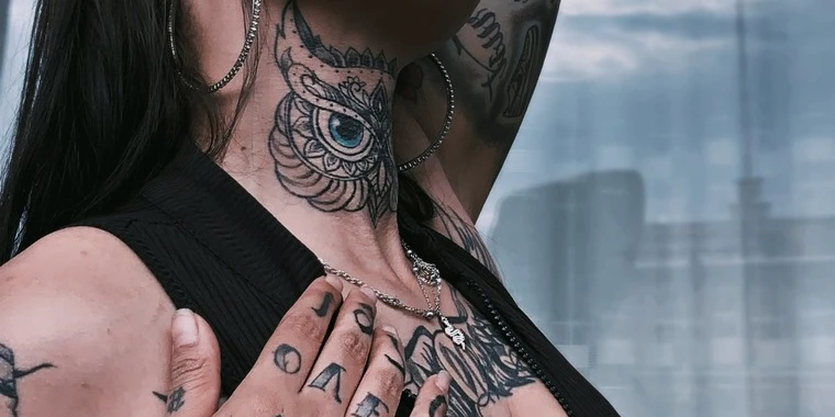 creator header picture