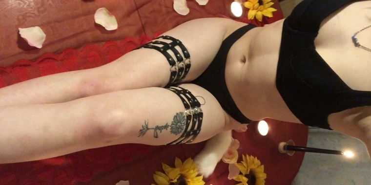creator header picture