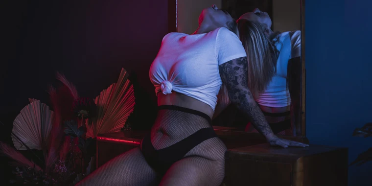 creator header picture