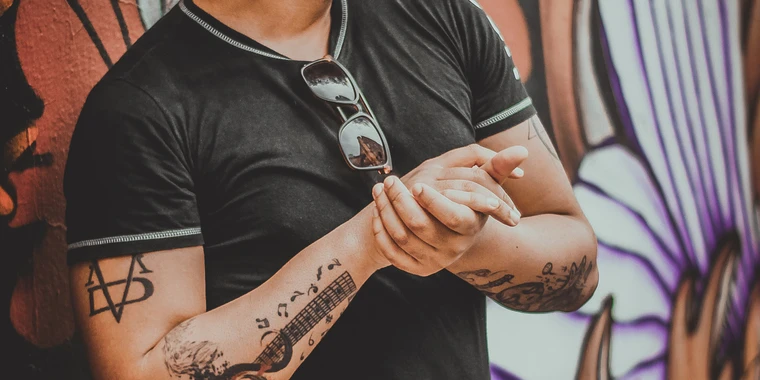 creator header picture