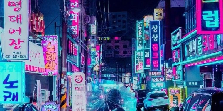 creator header picture