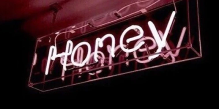 creator header picture