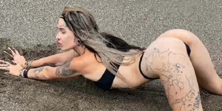 creator header picture