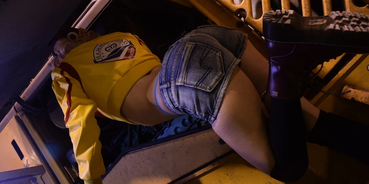 creator header picture