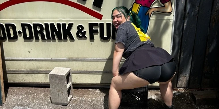 creator header picture