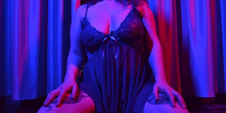 creator header picture