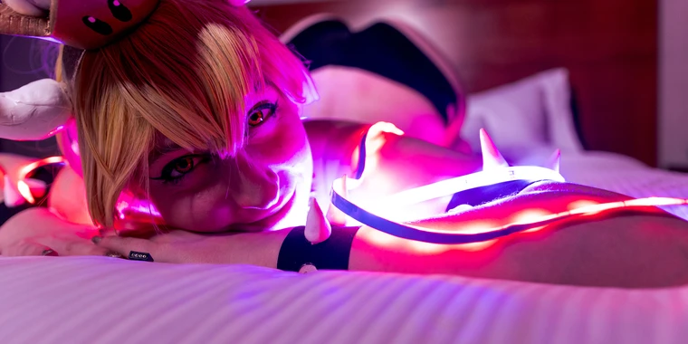 creator header picture