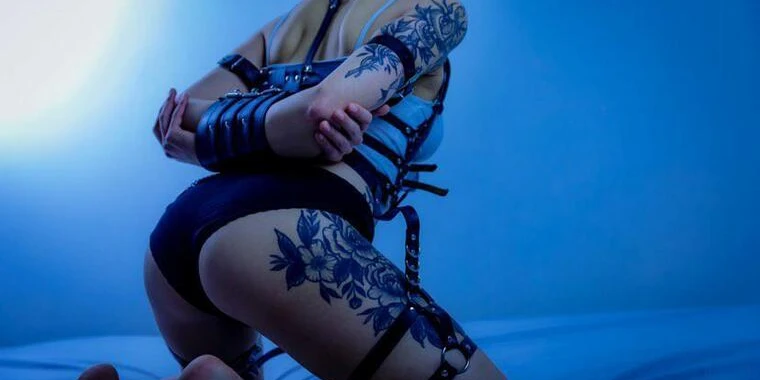 creator header picture