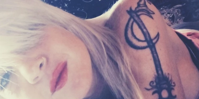 creator header picture