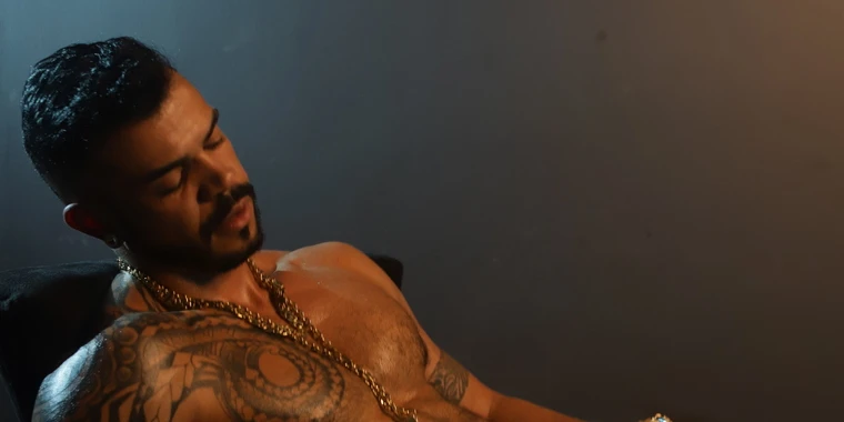 creator header picture