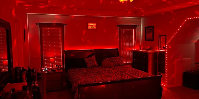 creator header picture