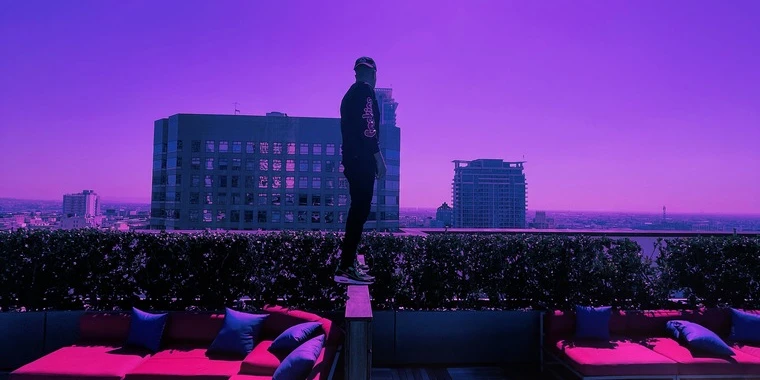 creator header picture