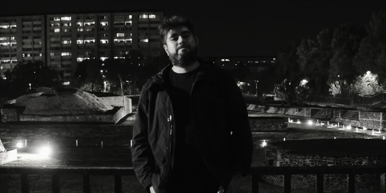 creator header picture