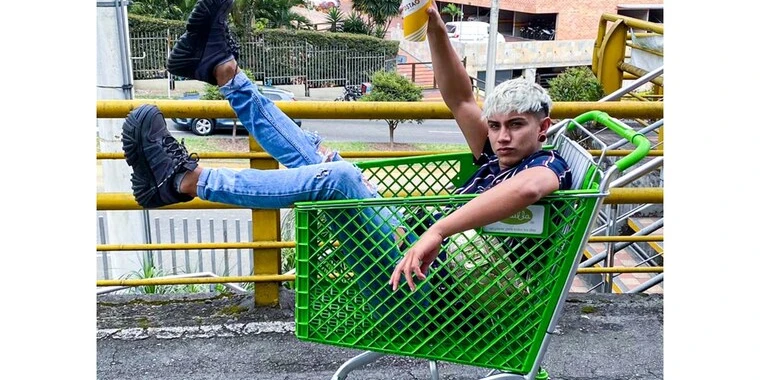 creator header picture