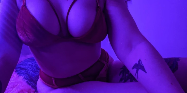 creator header picture
