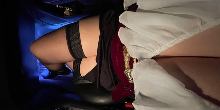 creator header picture