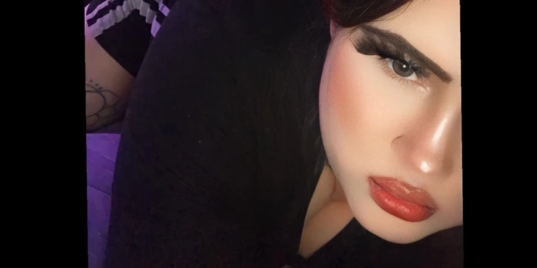 creator header picture