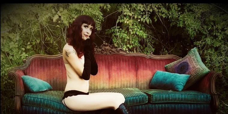 creator header picture