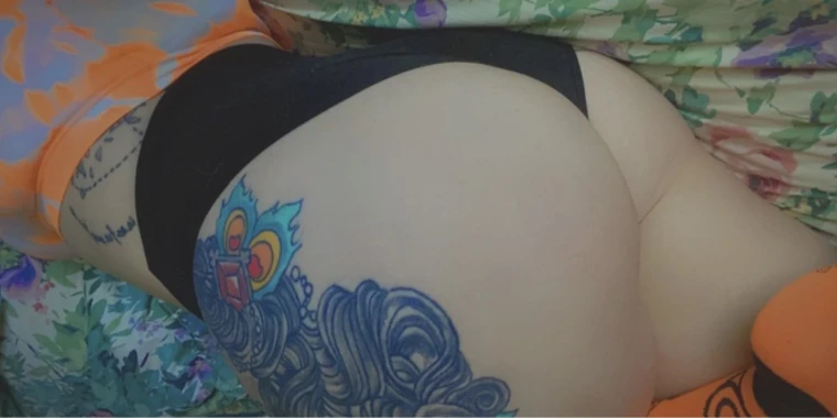creator header picture