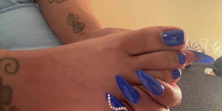 creator header picture
