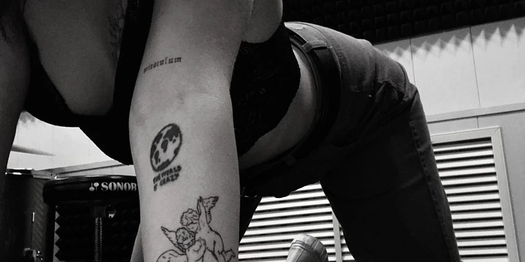 creator header picture