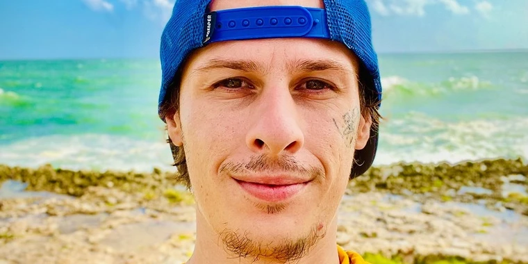 creator header picture