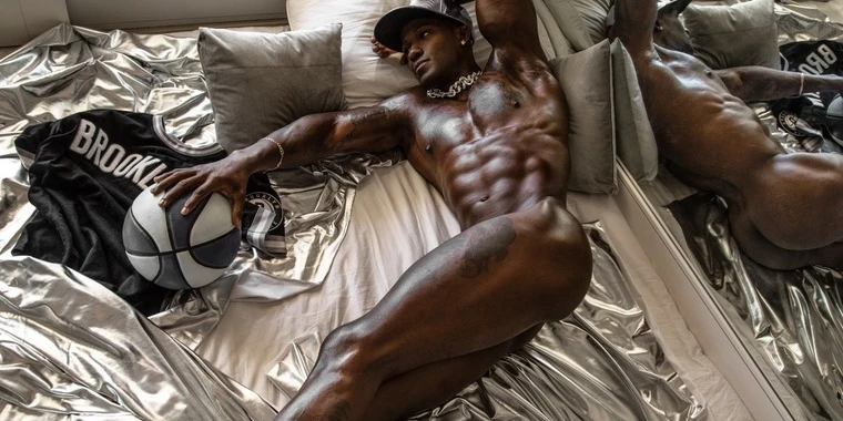 creator header picture