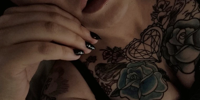 creator header picture