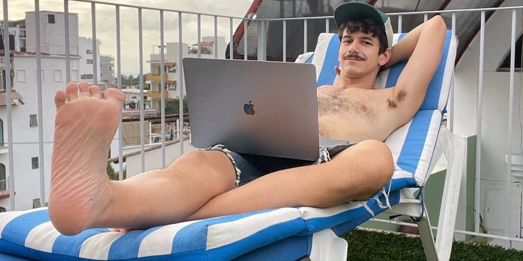 creator header picture