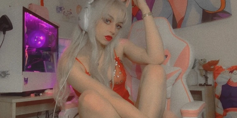 creator header picture