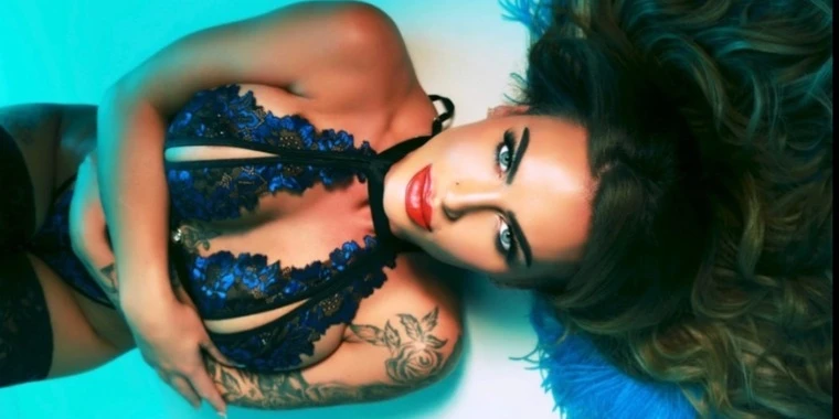 creator header picture