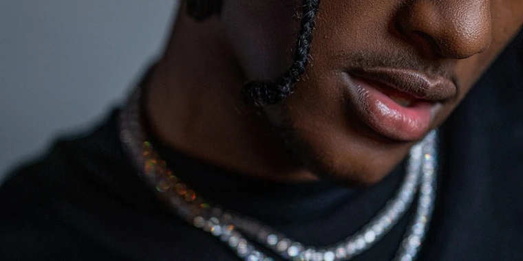 creator header picture