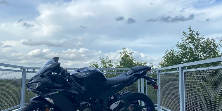 creator header picture