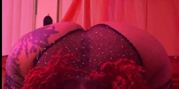 creator header picture