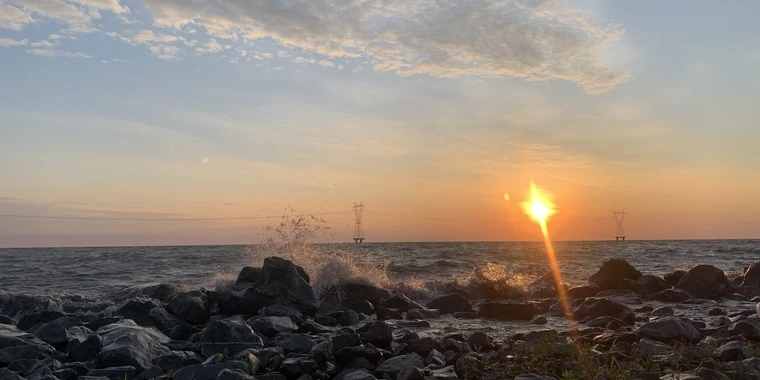creator header picture