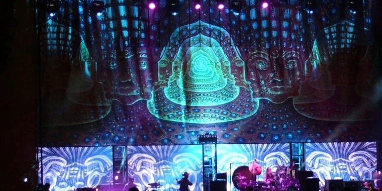 creator header picture
