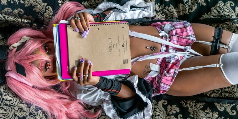 creator header picture